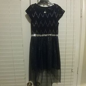 Girls size 7-8 dress.